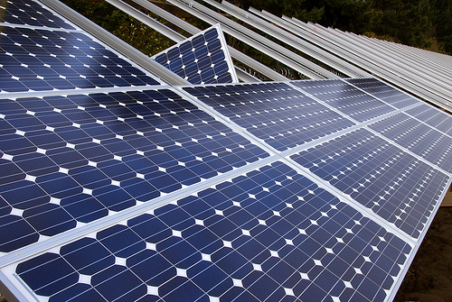 Ustawa OZE: niższe taryfy gwarantowane za energię