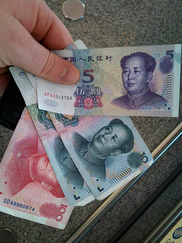 Palą pieniądze i produkują z nich prąd 