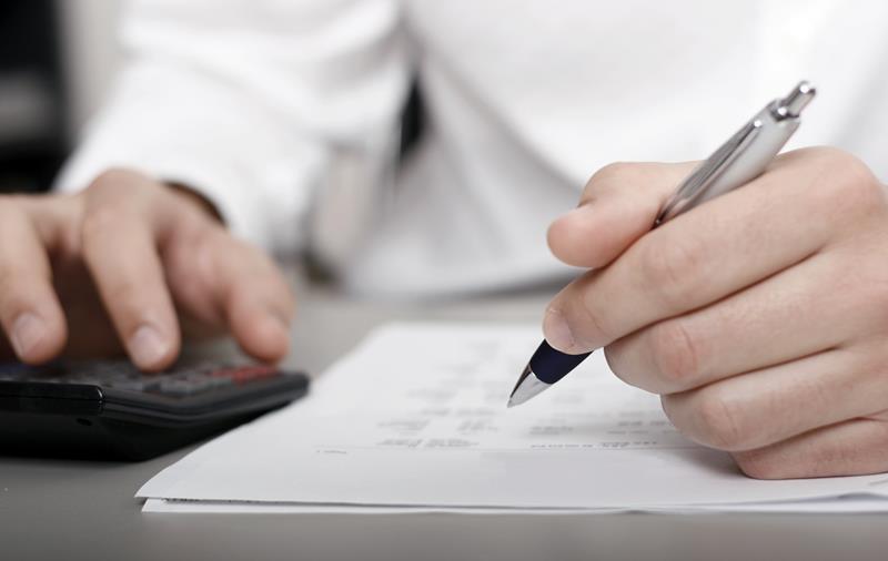 Firmowe rachunki za prąd mogą być niższe o co najmniej 15%