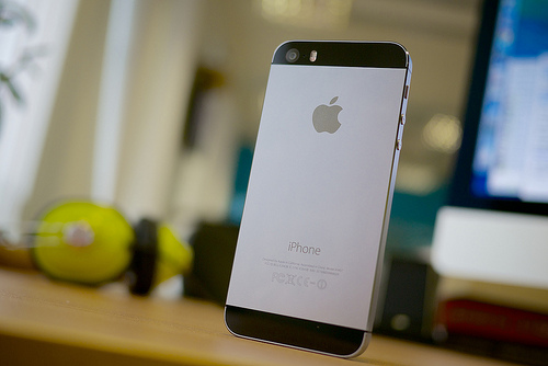 Nowy iPhone będzie zasilany energią ze słońca? 