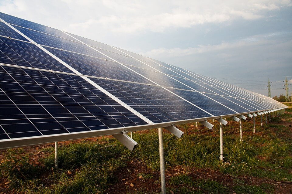 Coraz tańsza energia ze słońca 