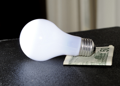 Nie zapłaciłeś faktury za energię? Sprawdź, kiedy odłączą ci prąd